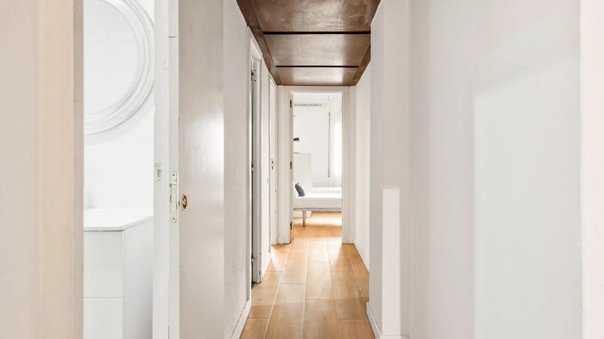 Fridays Flats Spacious 4Br Family Retreat Barcelona Spain