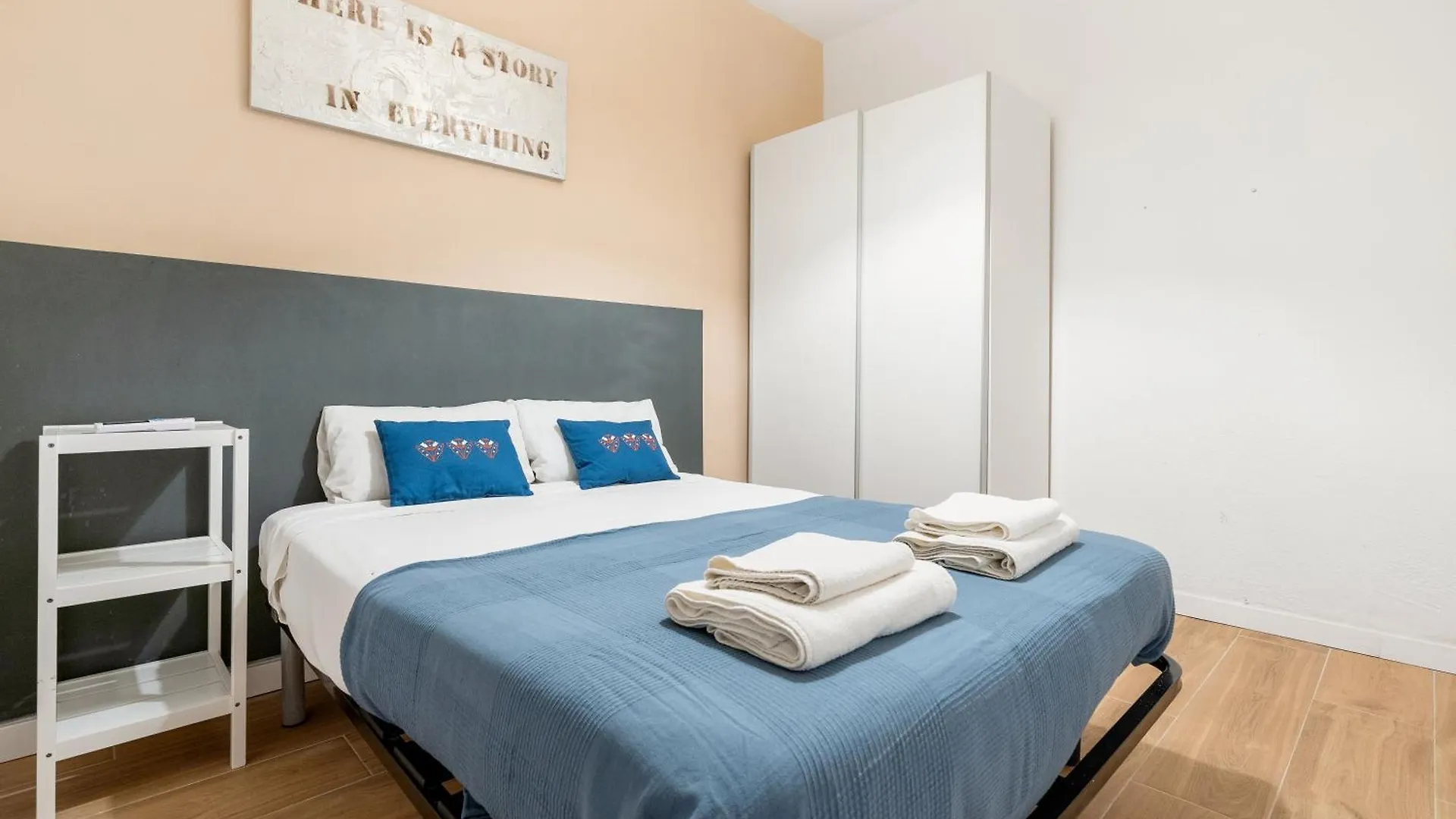 Fridays Flats Spacious 4Br Family Retreat Barcelona Spain